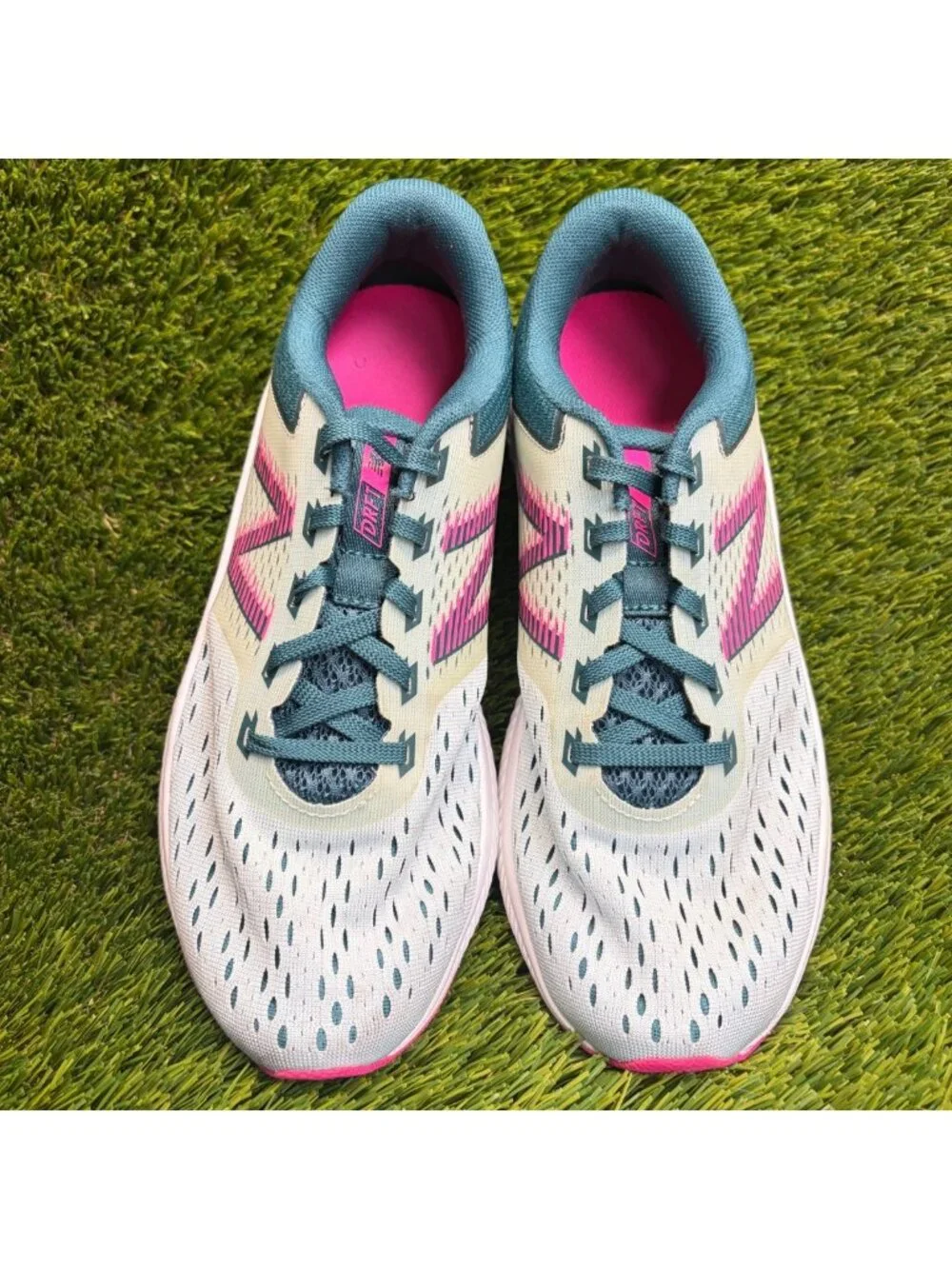 New Balance Draft V1 Womens Size 8 Blue Green Athletic Running Shoes Sneakers